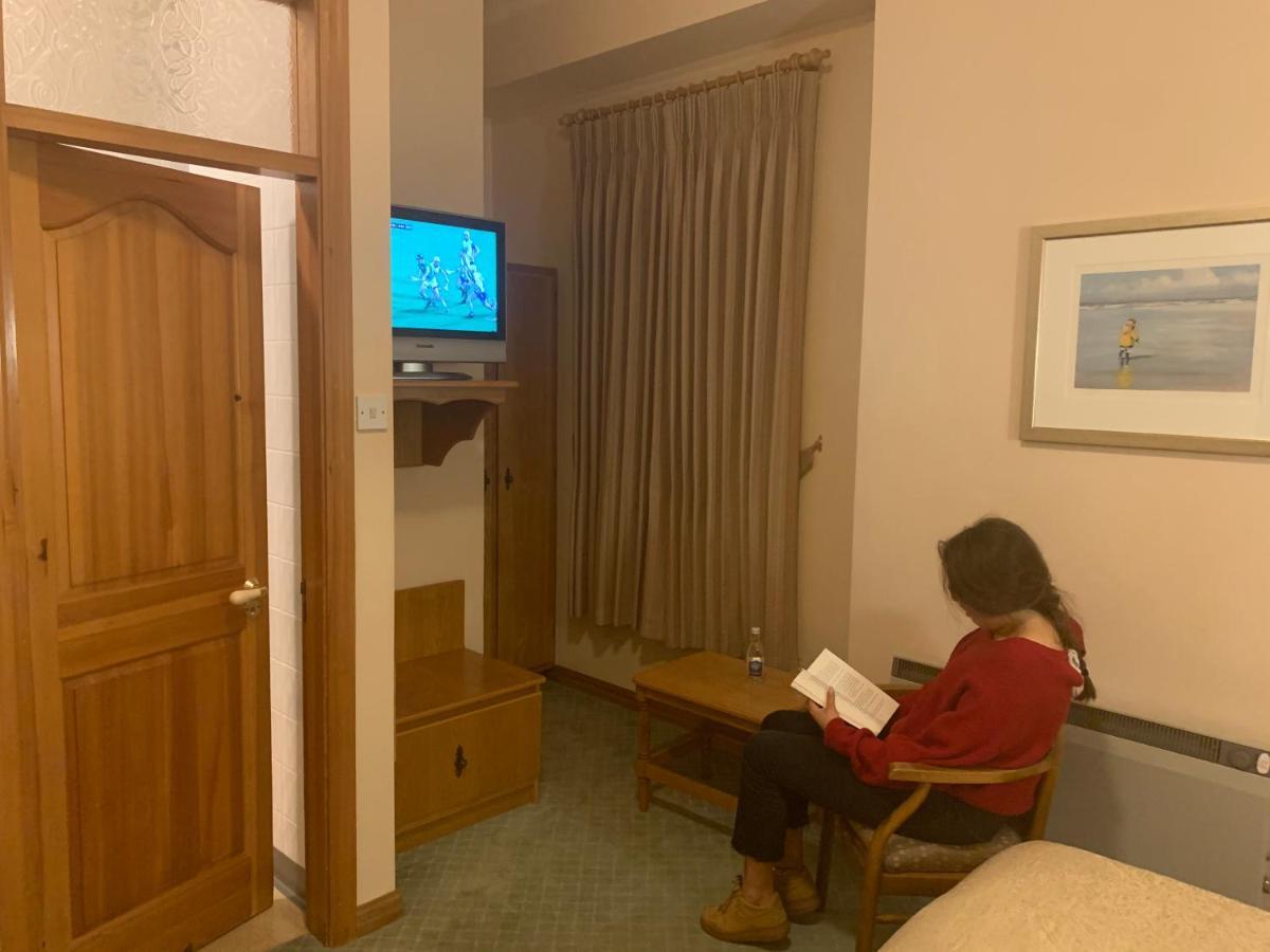 Rathbaun Hotel リスドゥーンバーナ エクステリア 写真